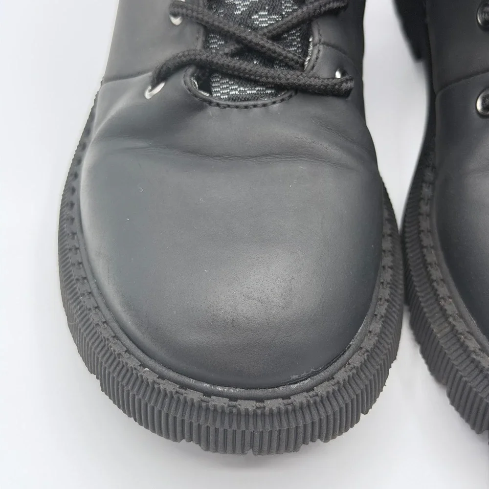 Dkny side combat size